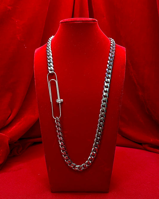 Collar Skull Clip
