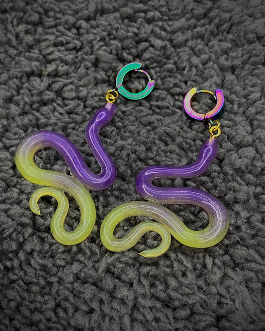 Aros de serpiente tornasol