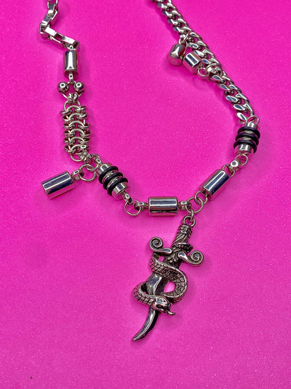 Collar Gótico
