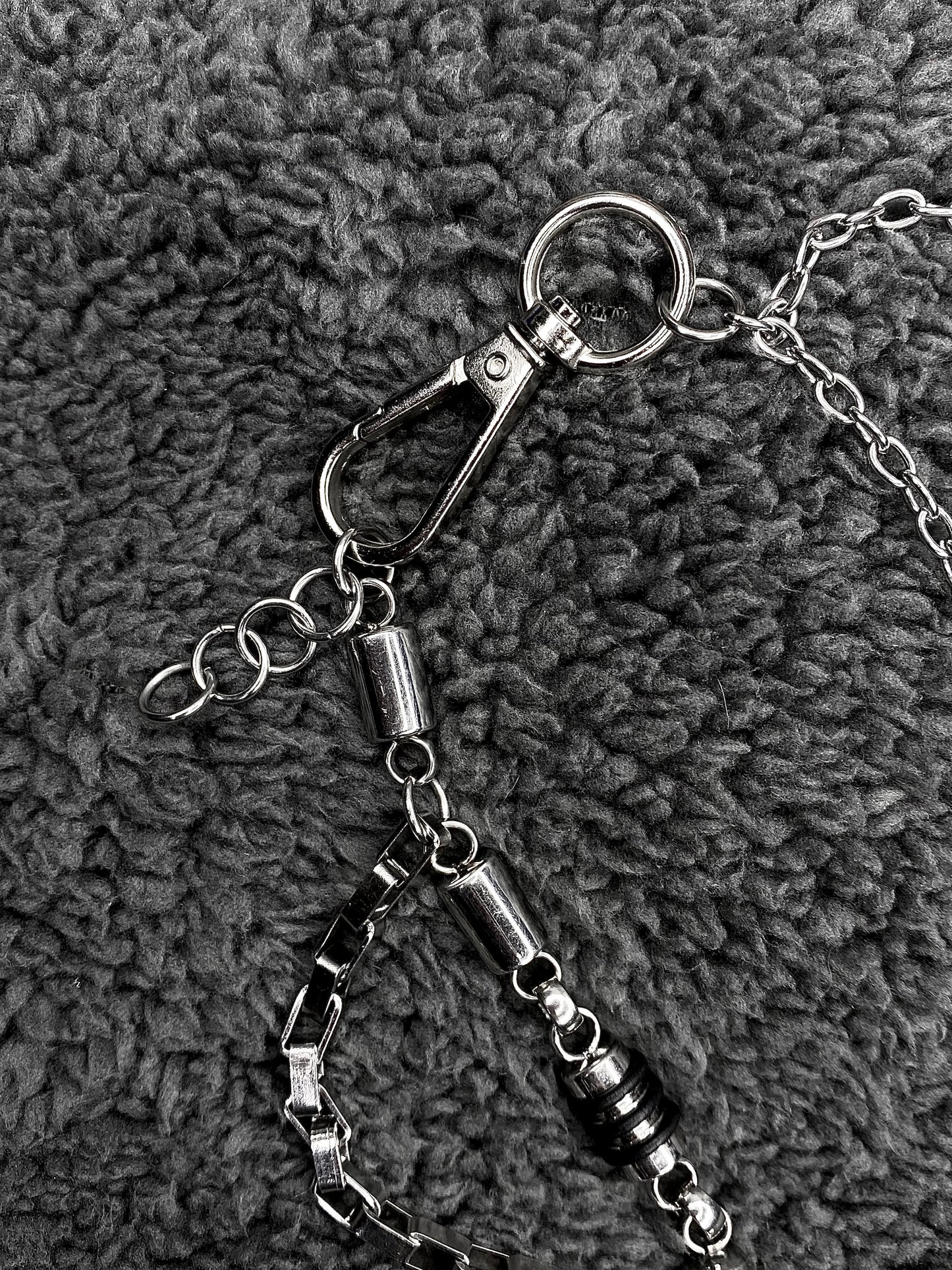 Collar futurista