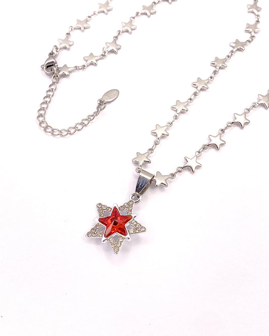 The Star shine Red